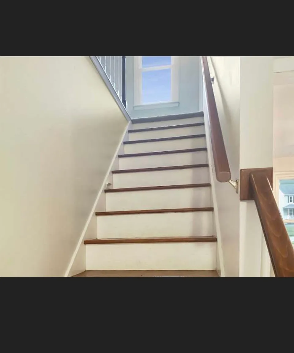 3 bed, 2.5 bath, 1416 sqft, $2,000 — Photo 3