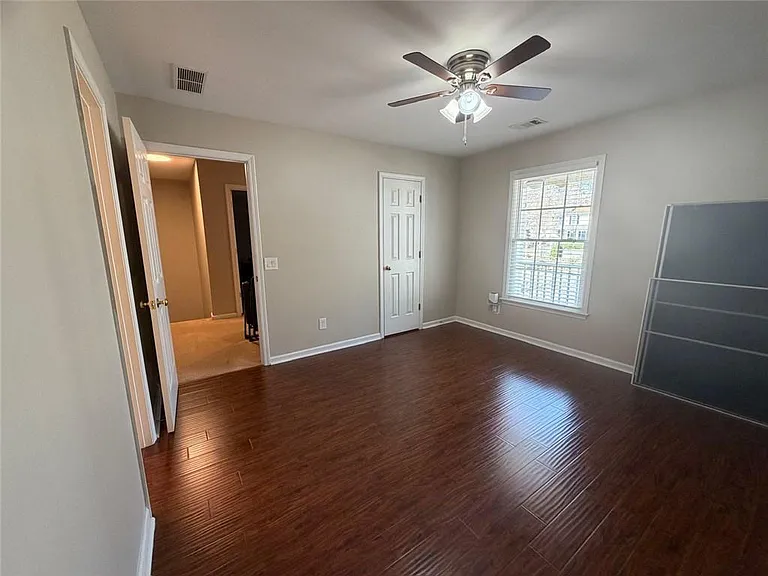 2332 Trellis Ln SE — Photo 16