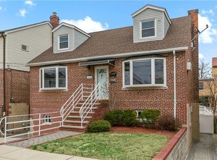 1414 Reed Pl, Bronx, NY 10465