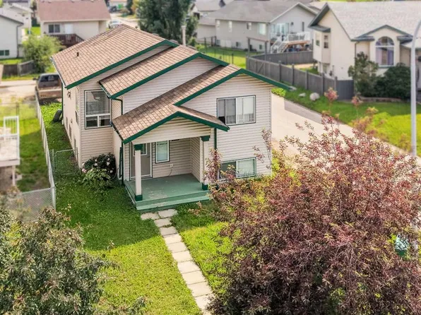 10761 N 74th Ave, Grande Prairie, AB T8W 2T2