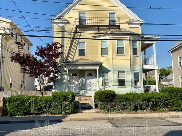 84 Prospect St, Pawtucket, RI