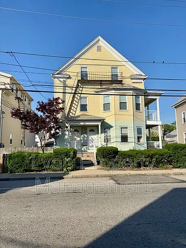 84 Prospect St Photo 1