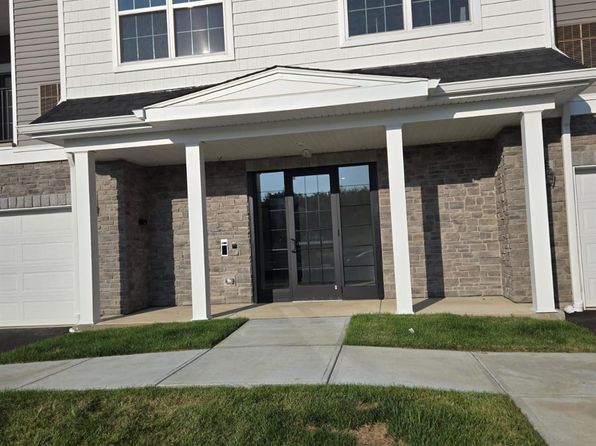 28211 Radford Ct