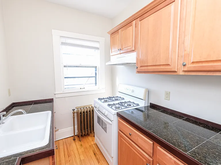 Legacy Rose Flats — Photo 40