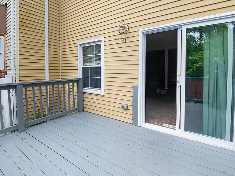 5326 King Arthur Cir — Photo 5