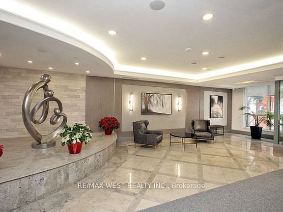 2nd image of 125 Omni Dr #339