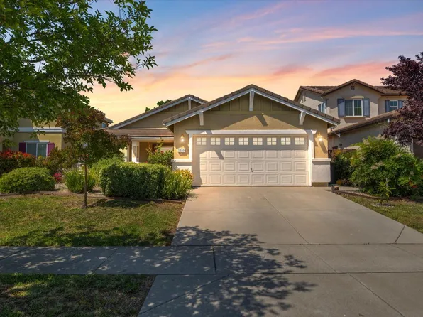 1359 Leighton Grove Dr, Plumas Lake, CA 95961
