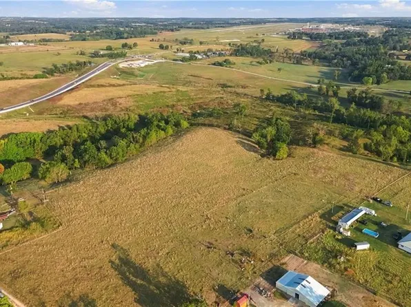 Haden Rd, Bentonville, AR 72713