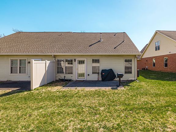 4th image of 416 Biltmore Cir