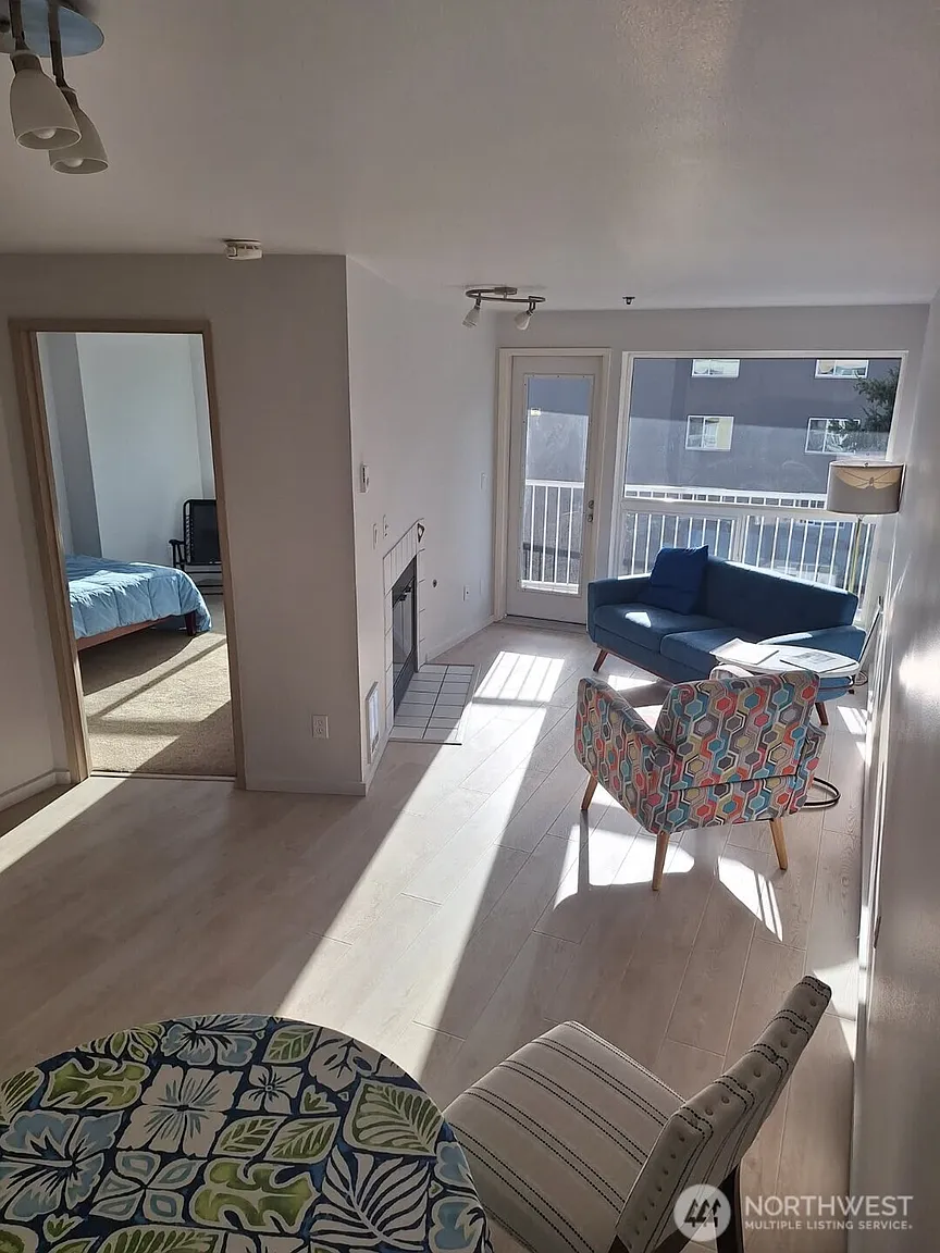 530 Melrose Avenue E #705 photo 1