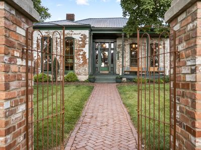 909 Manila Ave, Nashville, TN, 37206