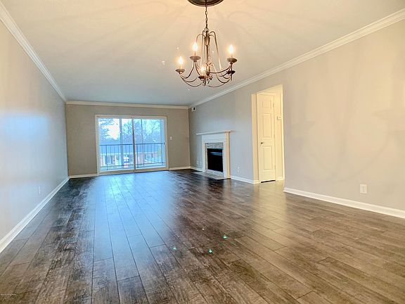 2nd image of 708 Donard Park Ave #708