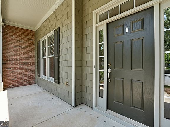 2nd image of 1222 Marinette Way