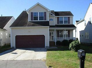 303 Outlaw St, Chesapeake, VA 23320