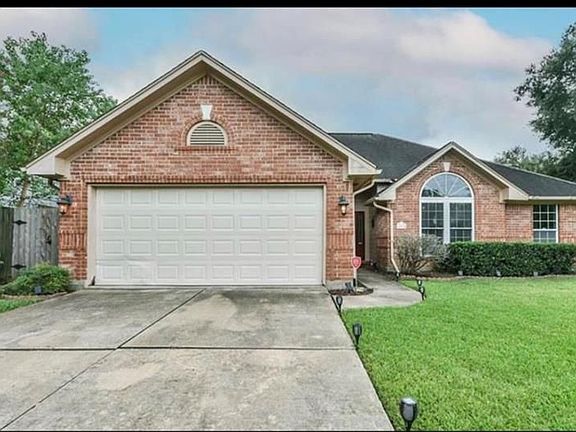 2nd image of 18715 Forest Forge Dr