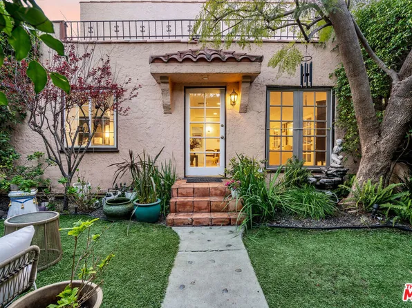 837 Westmount Dr, West Hollywood, CA 90069