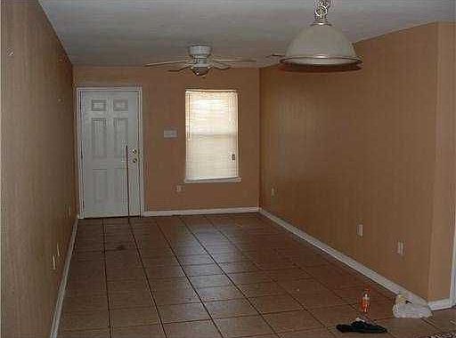 2nd image of 1927 Casa Calvo St