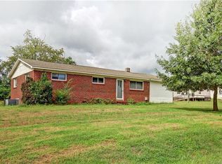 122 Country View Rd, Statesville, NC 28625