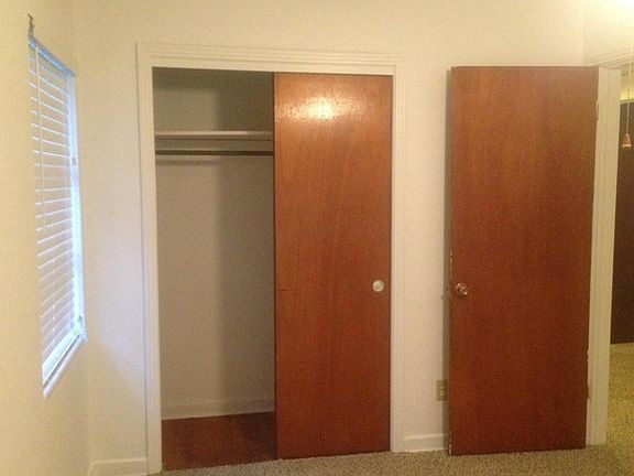 2nd image of 1146 Arlingwood Ave