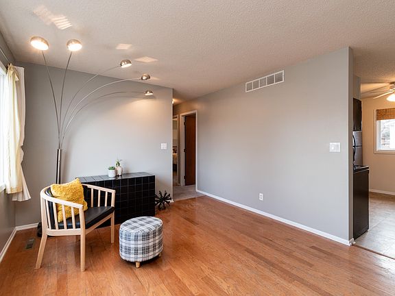 5th image of 3827 Minnetonka Ave