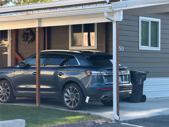 3000 Villard Ave Trailer 50, Helena, MT 59601
