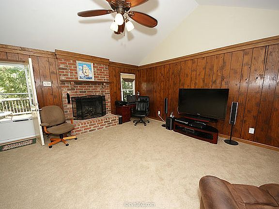 5th image of 112 Westminster Blvd