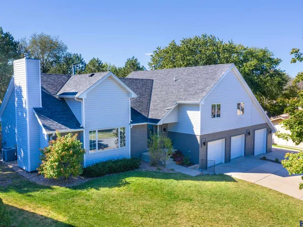 6915 Tanglewood Pl, Lincoln, NE 68516