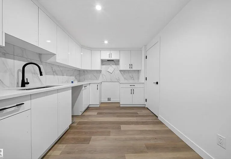 5213 104a St NW #BASEMENT — Photo 1