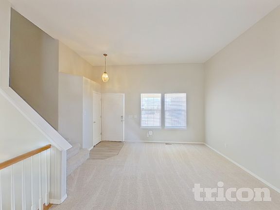 3rd image of 6855 Fountain Vista Cir