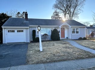 34 Kirkside Ave, Milford, CT 06460