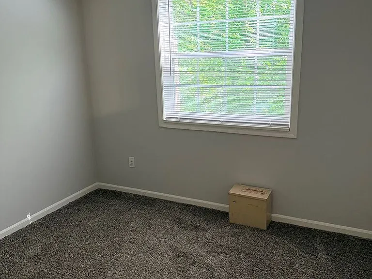 Foxfire West Apartments — Photo 35