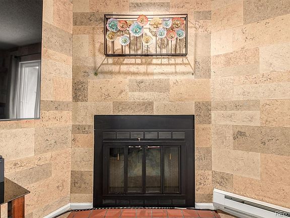 4th image of 902 S Yukon Street