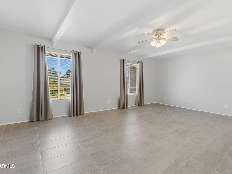 780 E Eugie Ave — Photo 4