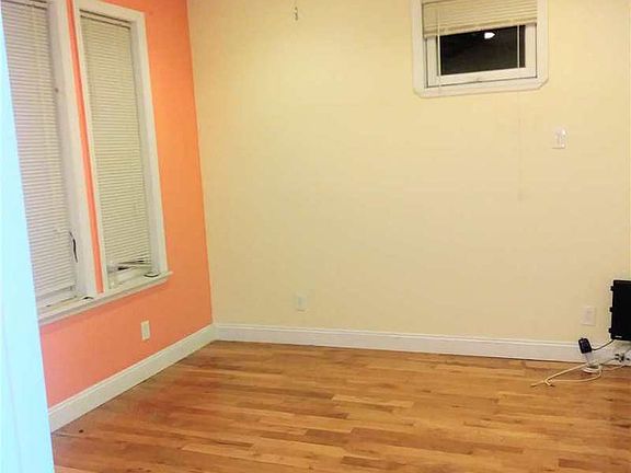 3rd image of 2576 99th St