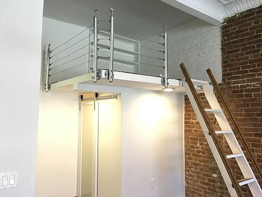 Rented by Sky Management | media 46