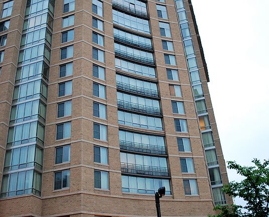 5th image of 675 President St Unit 2606