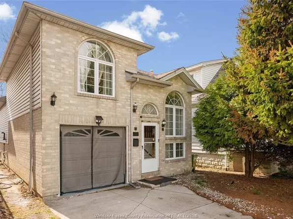 1537 Langlois Ave, Windsor, ON N8X 4M3