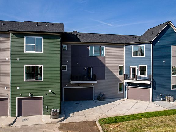 Double Wide Gray Unit w 2-Car Garage