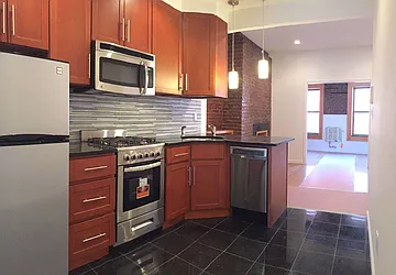 Rented by Yael Dunsky Real Estate