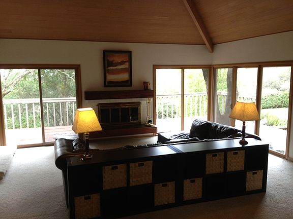 2nd image of 475 Knollwood Dr