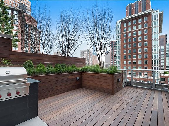 2nd image of 212 Warren St APT 18H