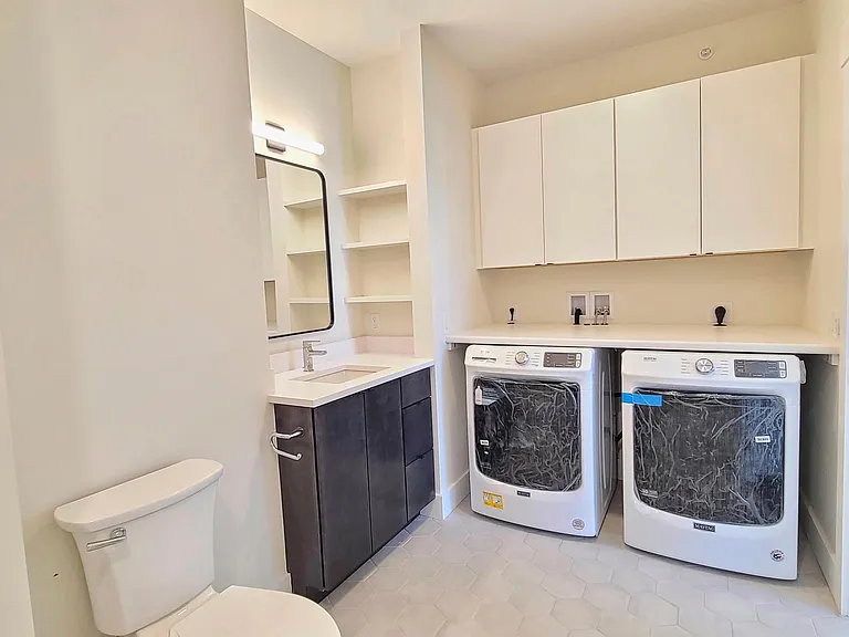64 Aiken St #304 — Photo 11