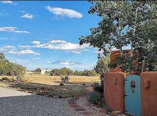 5 Demas Rd, Santa Fe, NM 87508