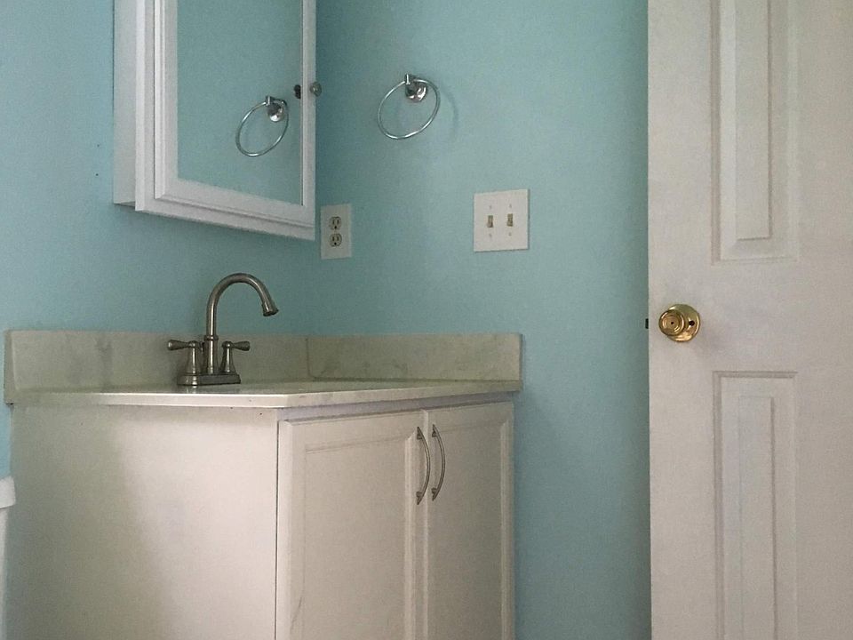 Second full bathroom