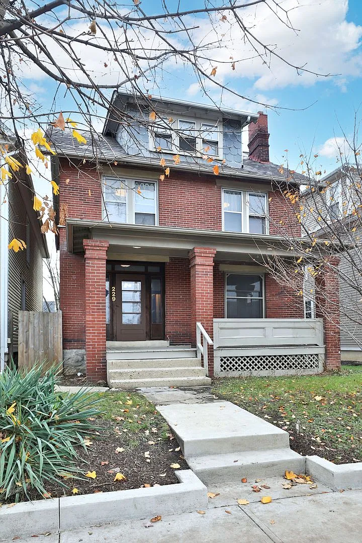 Incredible 6 Bedroom Home OSU Campus Renovated, Spacious, and Move-In Ready! — Photo 1