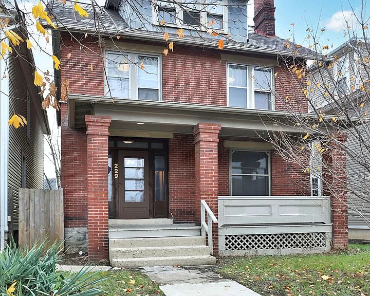 229 E 11th Ave — Photo 1