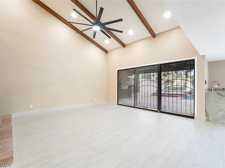 968 Pinehurst Dr — Photo 17