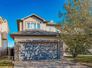 271 S Silver Springs Way NW, Airdrie, AB T4B 2Y4