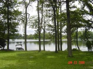 374 Gan Eden Dr, Lake Orion, MI 48362