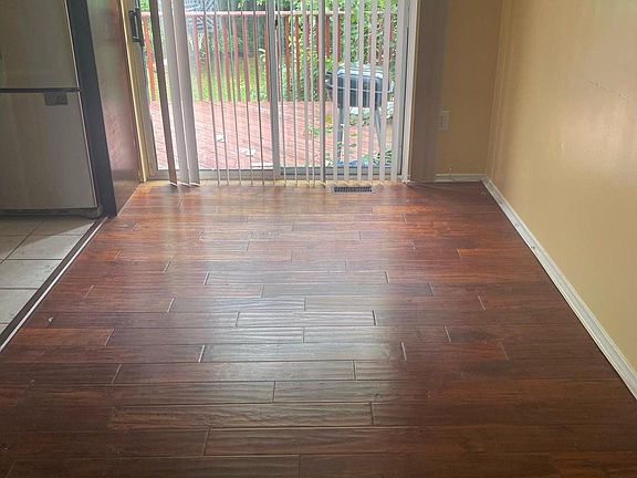 4th image of 8829 East Grv
